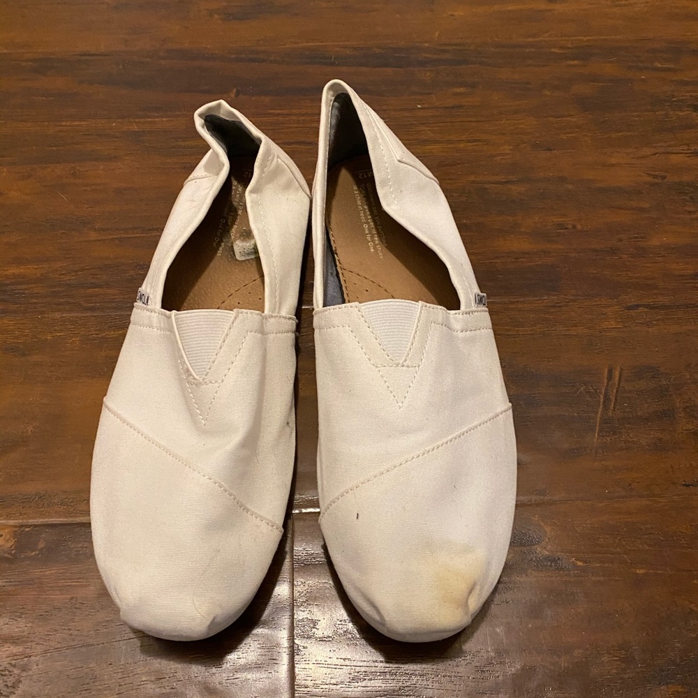 White toms